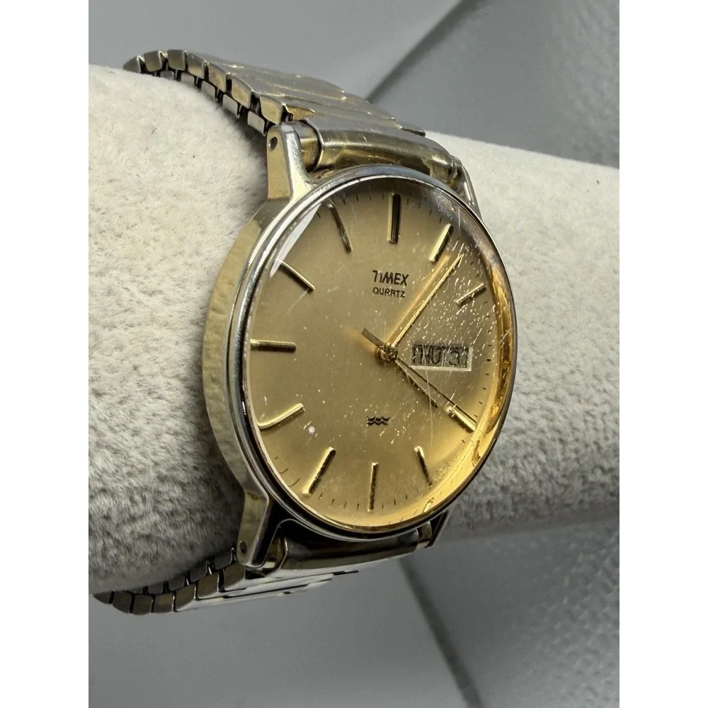 Timex Vintage Mens Watch New Battery‎ 1993 32MM 6.25